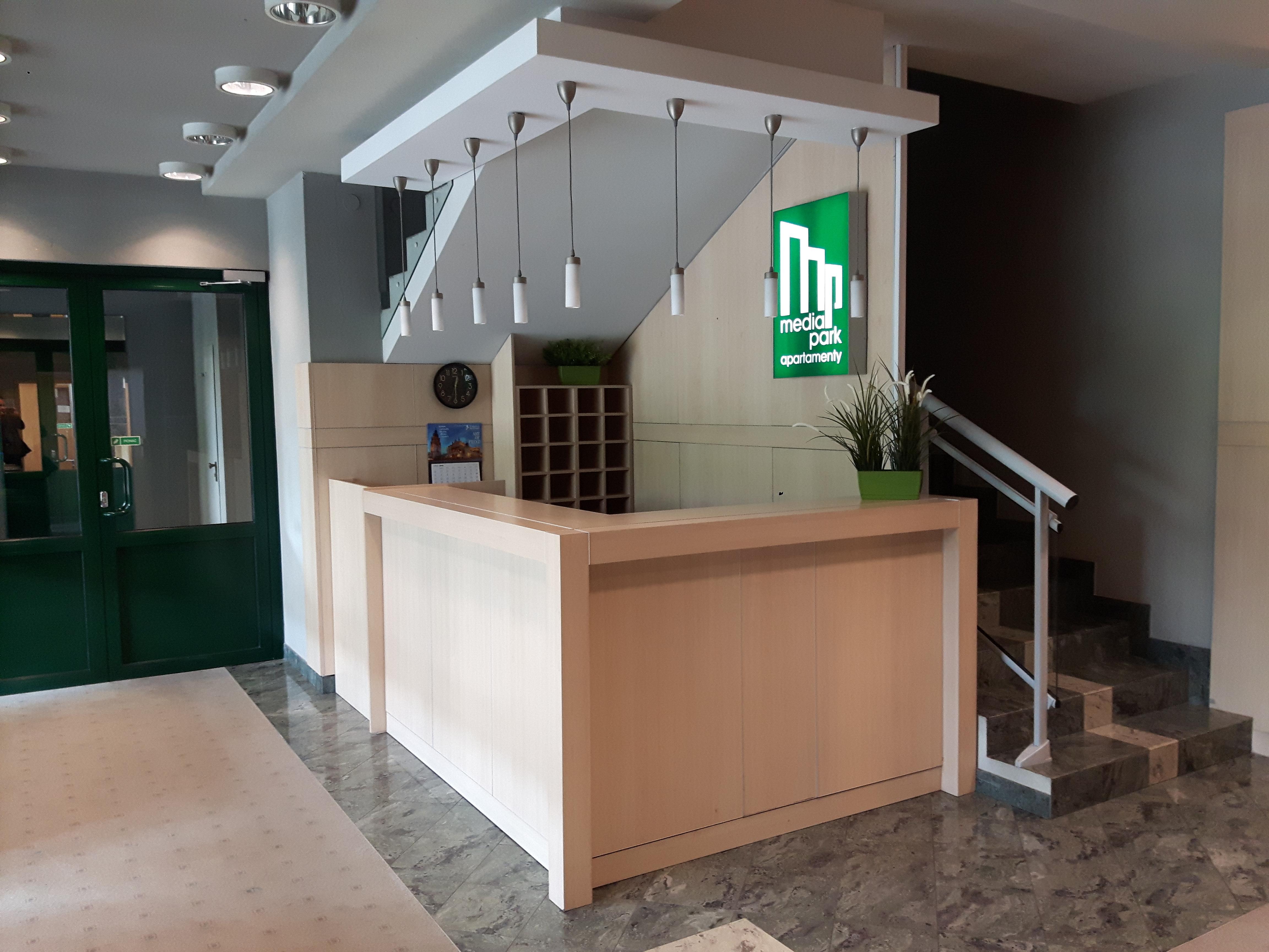 Apartamenty Media Park Warschau Buitenkant foto