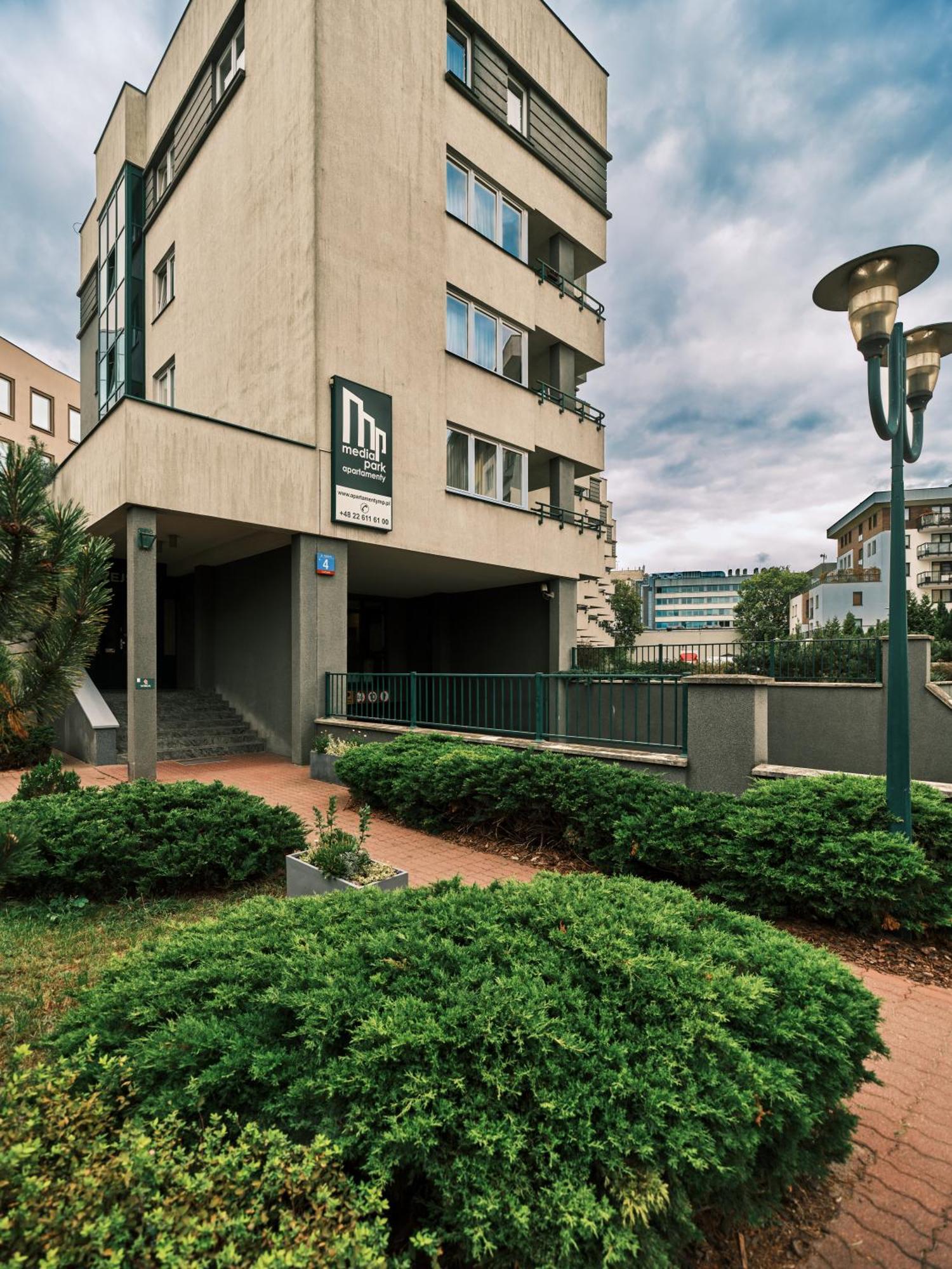 Apartamenty Media Park Warschau Buitenkant foto